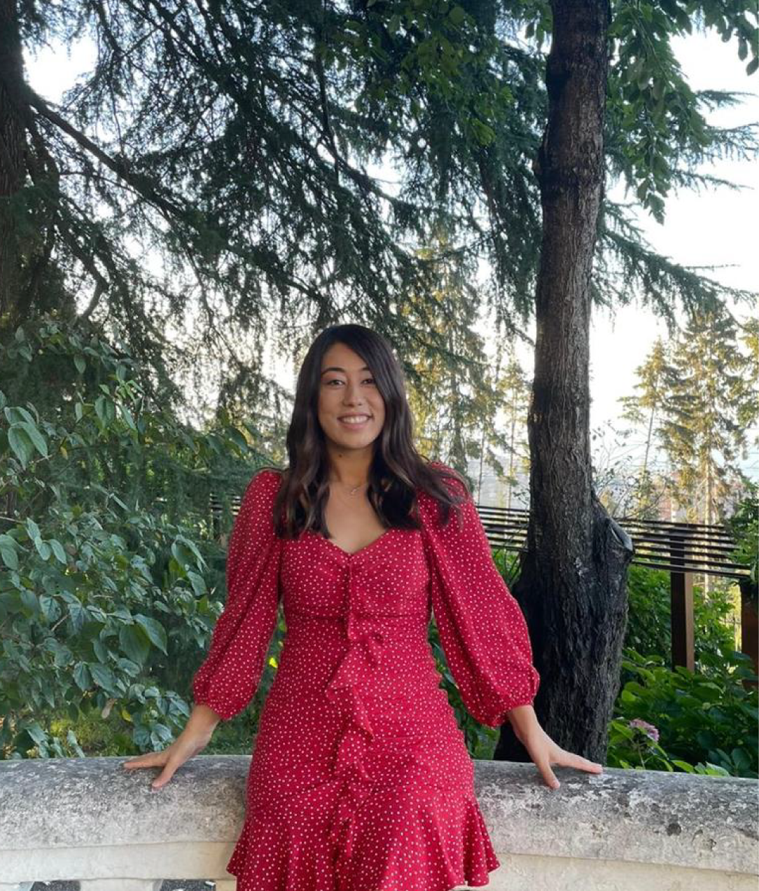 Dt. Özge Kurt