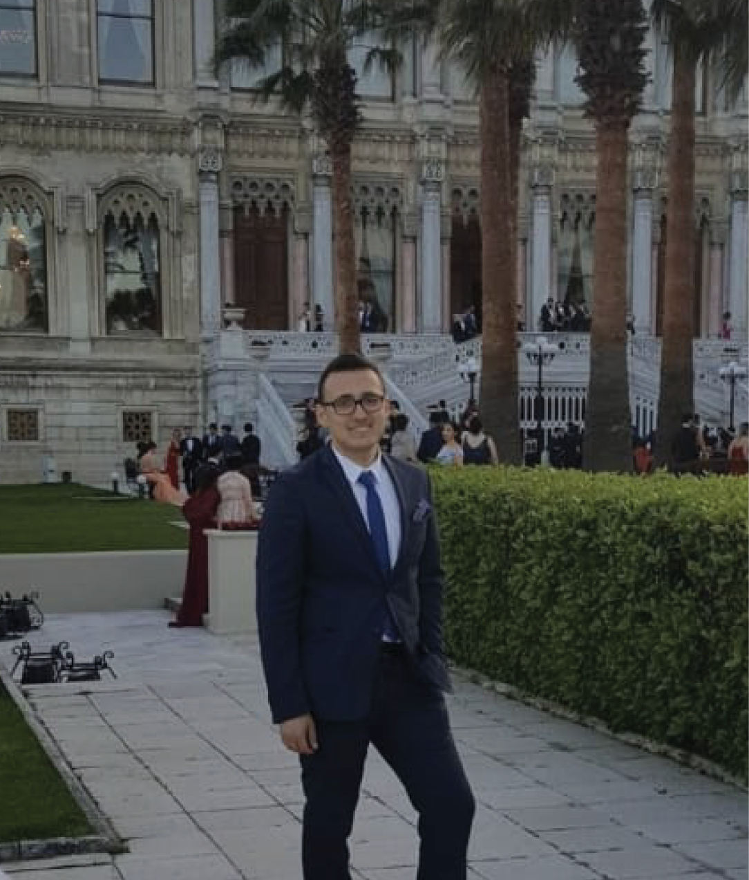 Dr. Ahmet Üstündağ